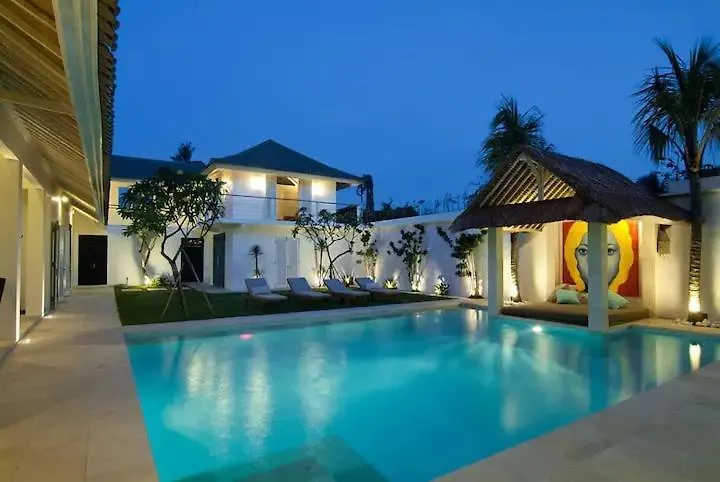 Villa Seminyak 6 Bedrooms 인도네시아
