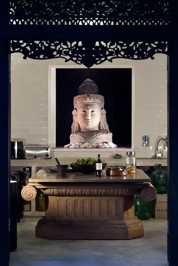 Villa Seminyak 6 Bedrooms 0*, 세미냑 인도네시아